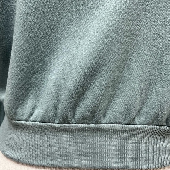 Wild fable women's long sleeve cropped sweatshirt - Picture 5 of 6